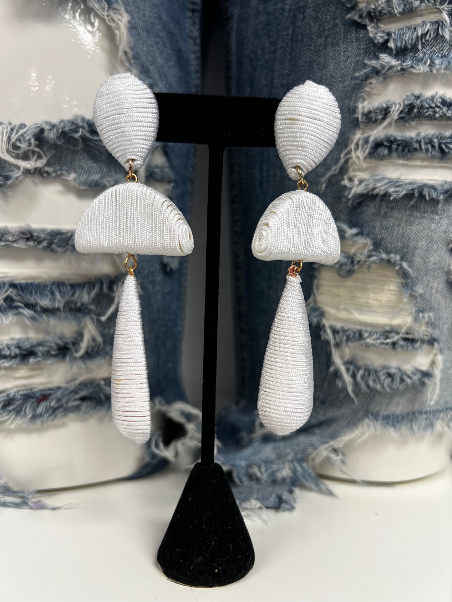 Kemisha Earrings (White)