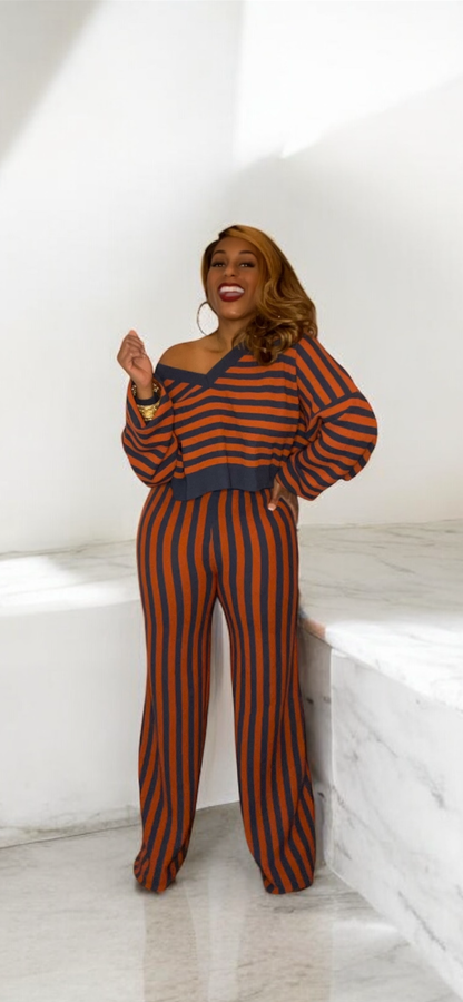 V-Neck Stripe 2-piece Set (Navy/Rust)