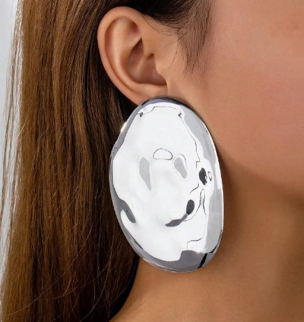 Oval Shaped Earrings (Silver)