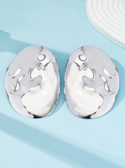 Oval Shaped Earrings (Silver)